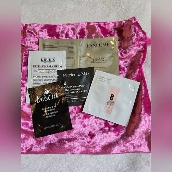 Assorted Skincare Sample Set with Pink Pouch - Picture 7 of 8